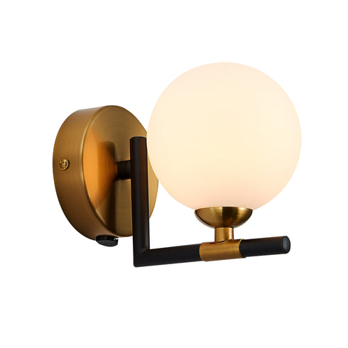 Wall luminaire in Matt Black and Antique Brass LL00012