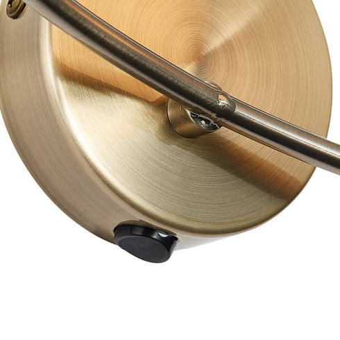 Wall luminaire in Antique Brass LL00131